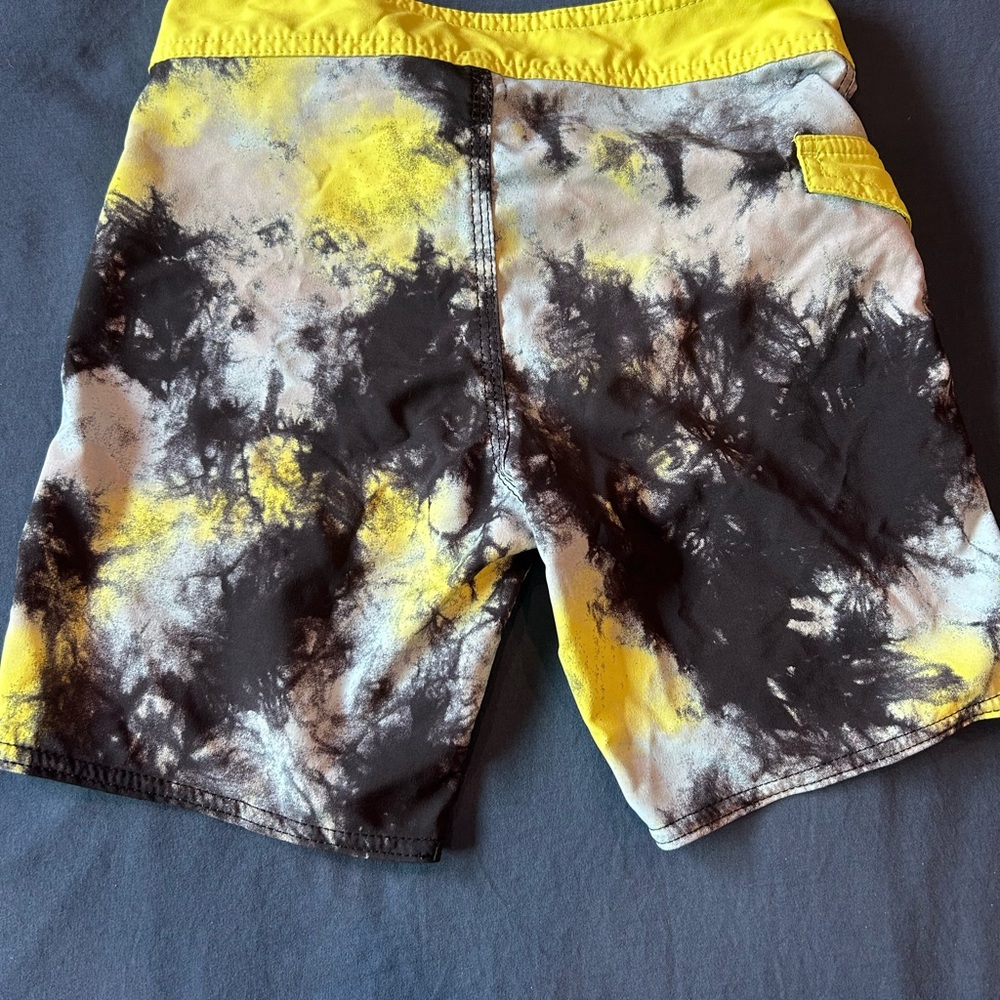 Volcom Mod-Tech Striped Shorts - Picture 2 of 3